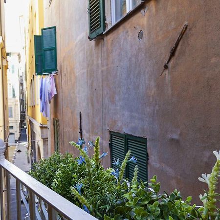 Wood And Stone Apartment In The Historical Center Genova Esterno foto